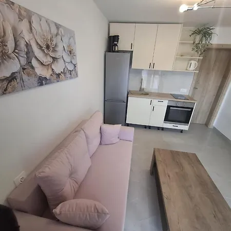 Jaki - One Bedroom With Garden View Appartamento *